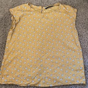 Ambercombie and Fitch yellow floral top